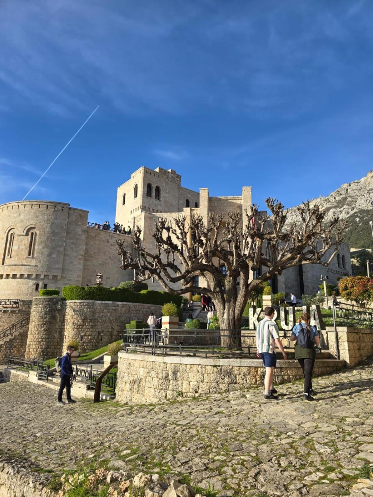 Villa Mefaja Krujë 外观 照片